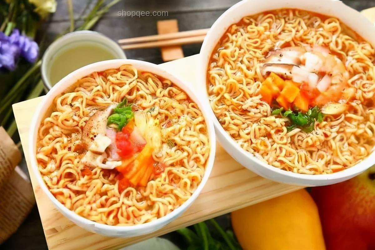 腐乳VS方便面调料，谁才是现代鲜味之王？🧄🍜